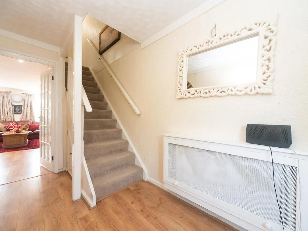 Feriehus Pass The Keys Spacious Cosy Home Close To London Abbey Wood Storbritannien