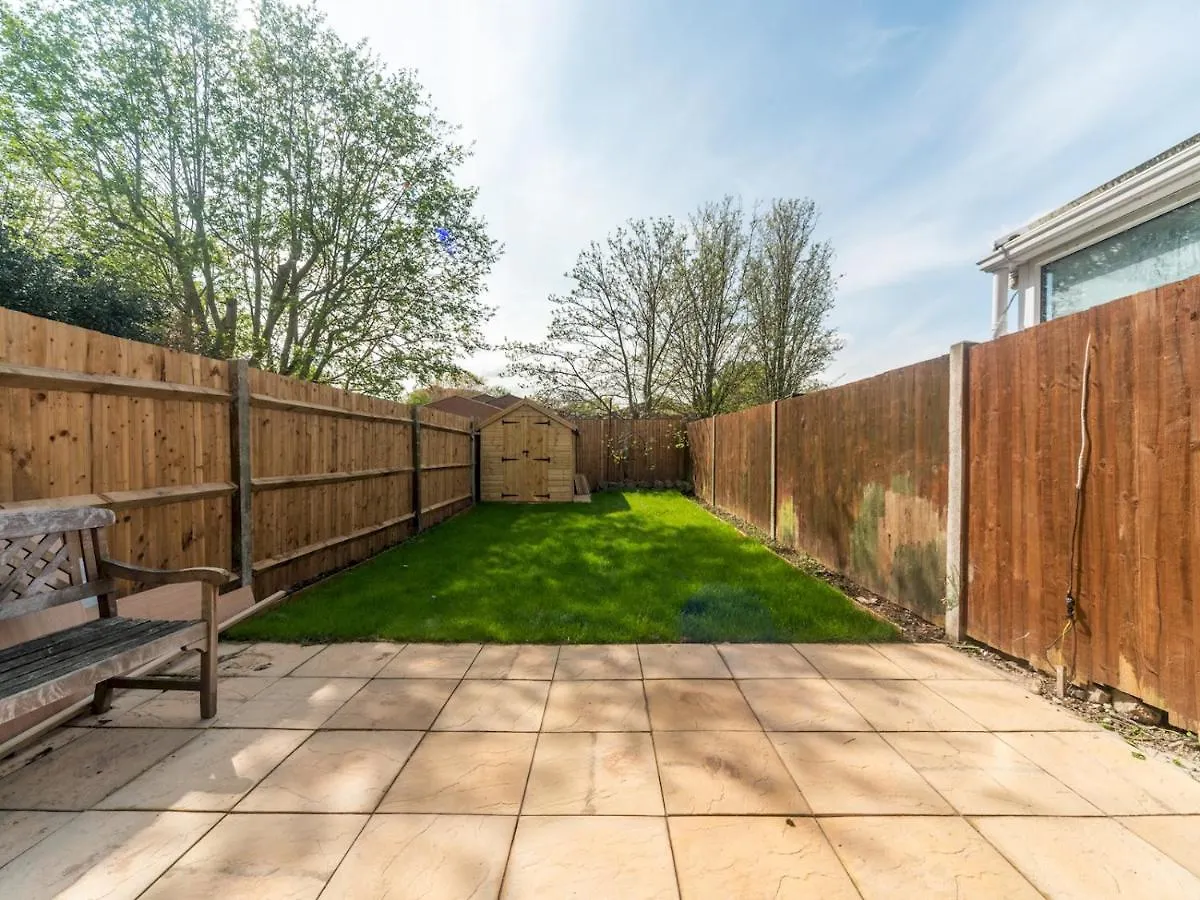 Pass The Keys Spacious Cosy Home Close To London Abbey Wood United Kingdom