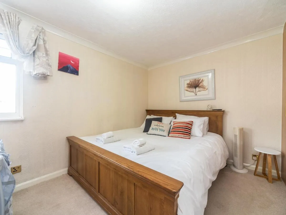 Holiday home Pass The Keys Spacious Cosy Home Close To London Abbey Wood